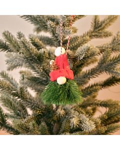 HOLLIES AND BERRIES FAUX FOLIAGE GONK WITH KNITTED HAT FABRIC HANGER 2 ASST