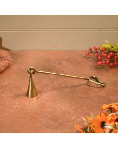 IRON HAND MADE BRASS ANTIQUE HAMMERED EFFECT OPEN HEART CANDLE SNUFFER