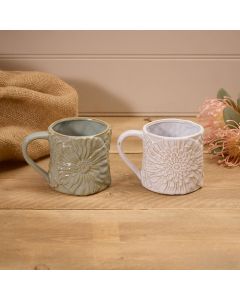 STONEWARE EMBOSSED MUG WITH FLOWER DETAIL REACTIVE GLAZE 2 ASSTD