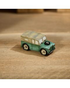 LANDY RESIN ORNAMENT