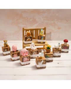 TINY WORLD BOXED KEEPSAKE POLYRESIN 10 ASSTD STAND 80 **