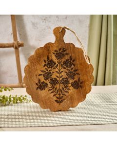FLOURISH & FOLIAGE ETCHED FLORAL LARGE SCALLOP CHOPPING BOARD LARGE